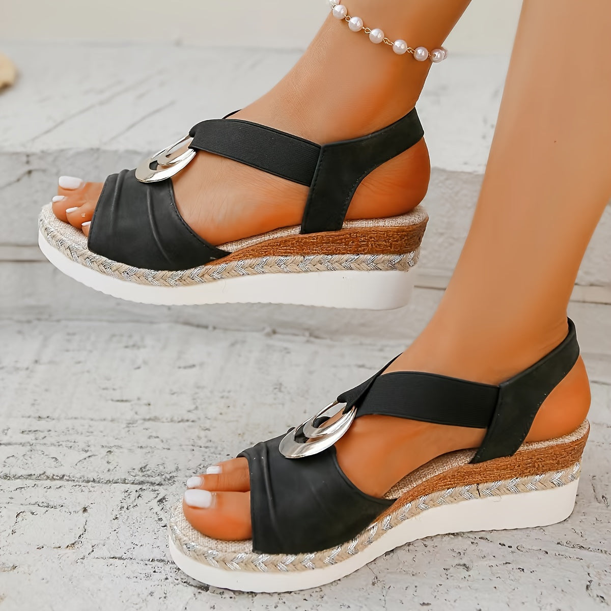 Sandale Confortable avec Talon Moyen – Élégance et Confort au Quotidien