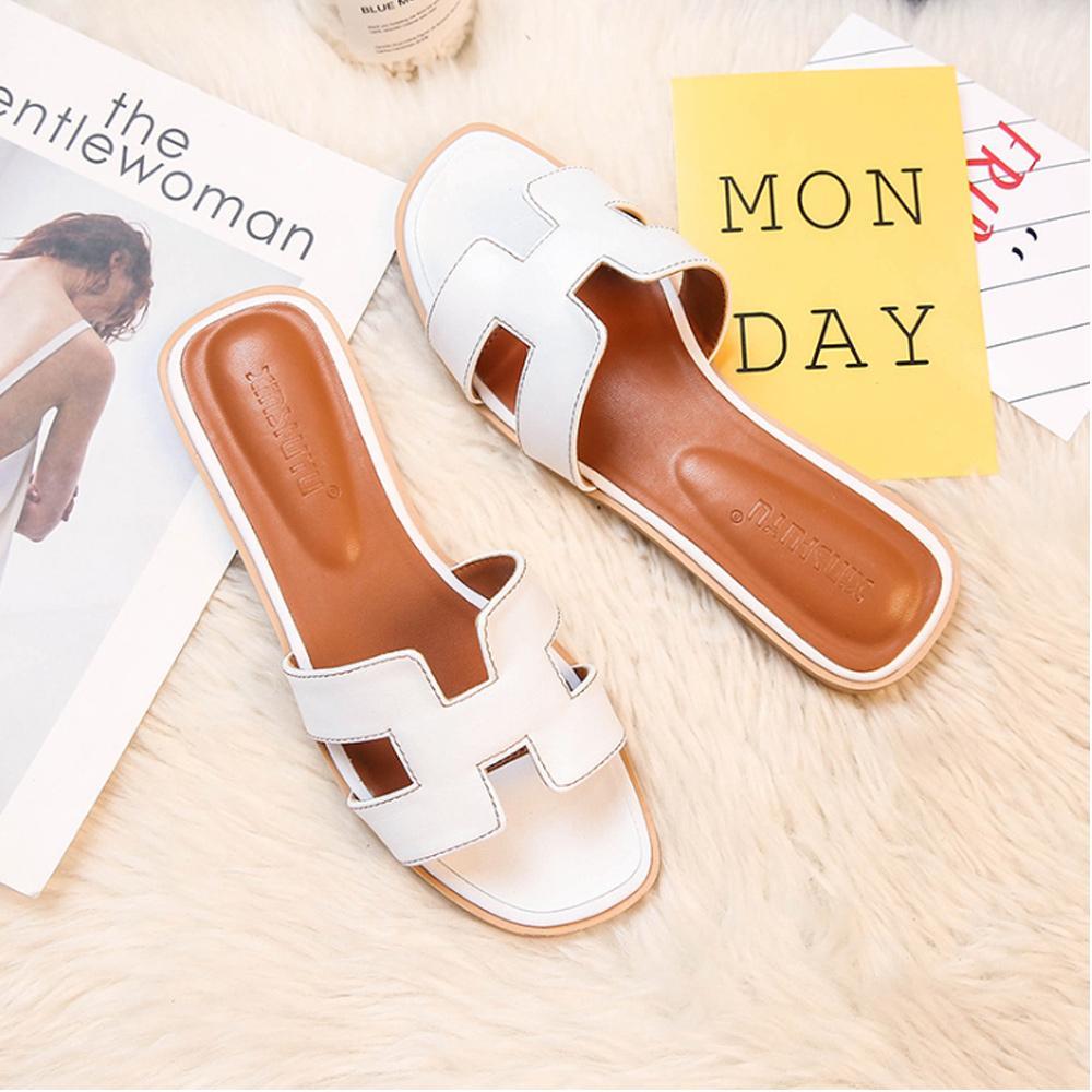 Sandale Femme Tendance - Style et Confort Réunis pour un Look Élégant et Décontracté