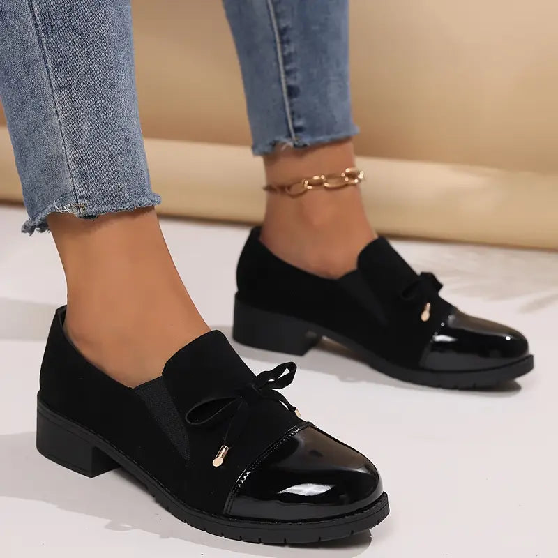 Chaussures Plates à Talons Hauts pour Femmes – Élégance et Confort au Quotidien