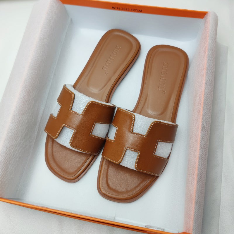 Sandale Femme Tendance - Style et Confort Réunis pour un Look Élégant et Décontracté