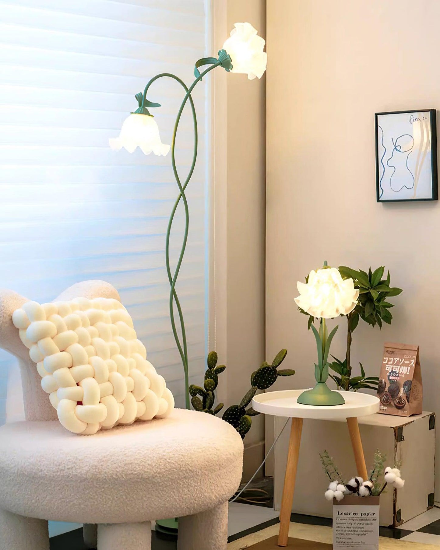 Lampadaire Calla Flowers – Élégance Florale et Éclairage Raffiné