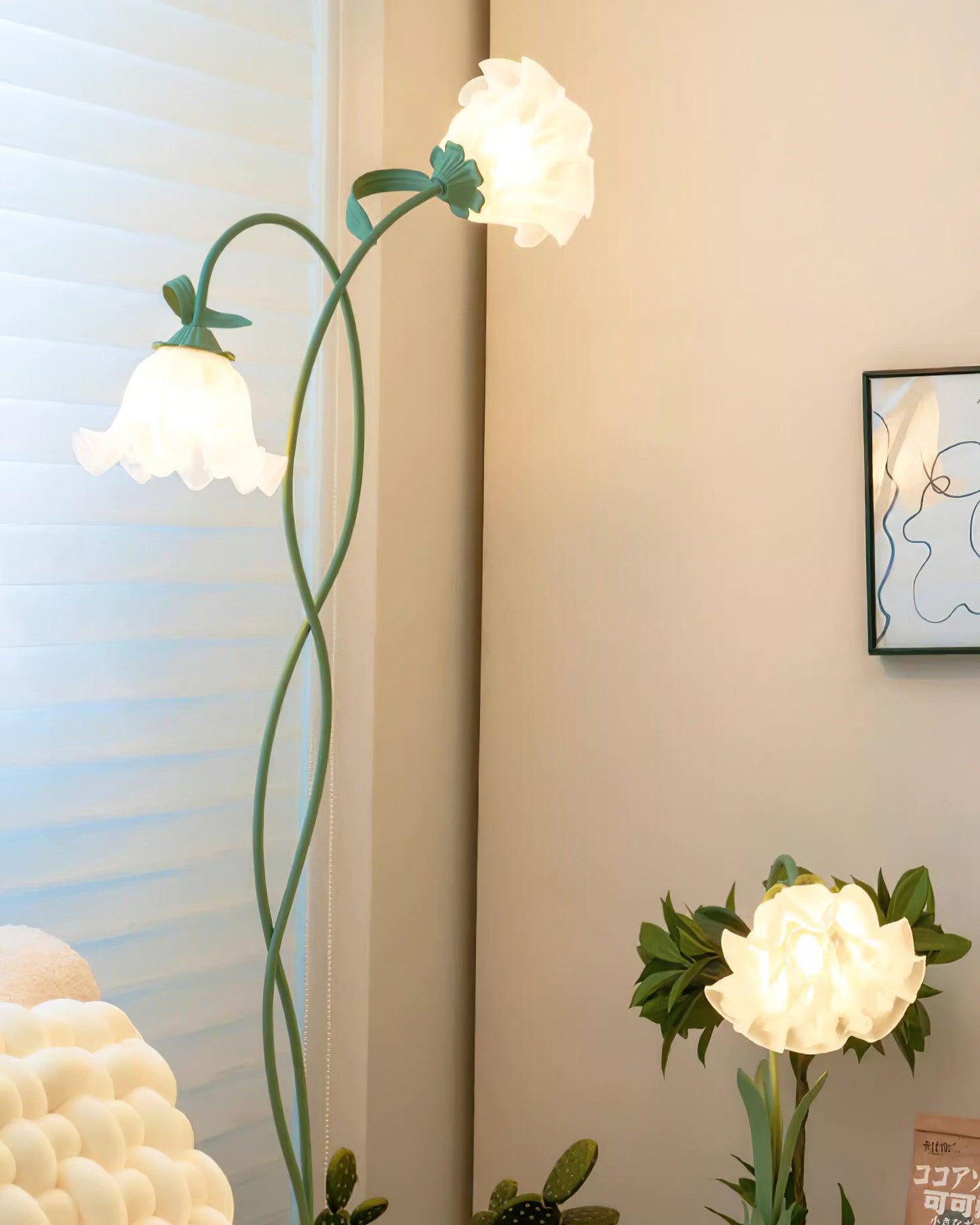 Lampadaire Calla Flowers – Élégance Florale et Éclairage Raffiné