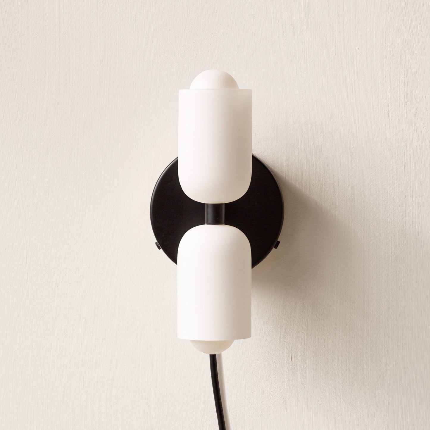Applique Murale Élégante en Acrylique – Design Moderne et Lumineux