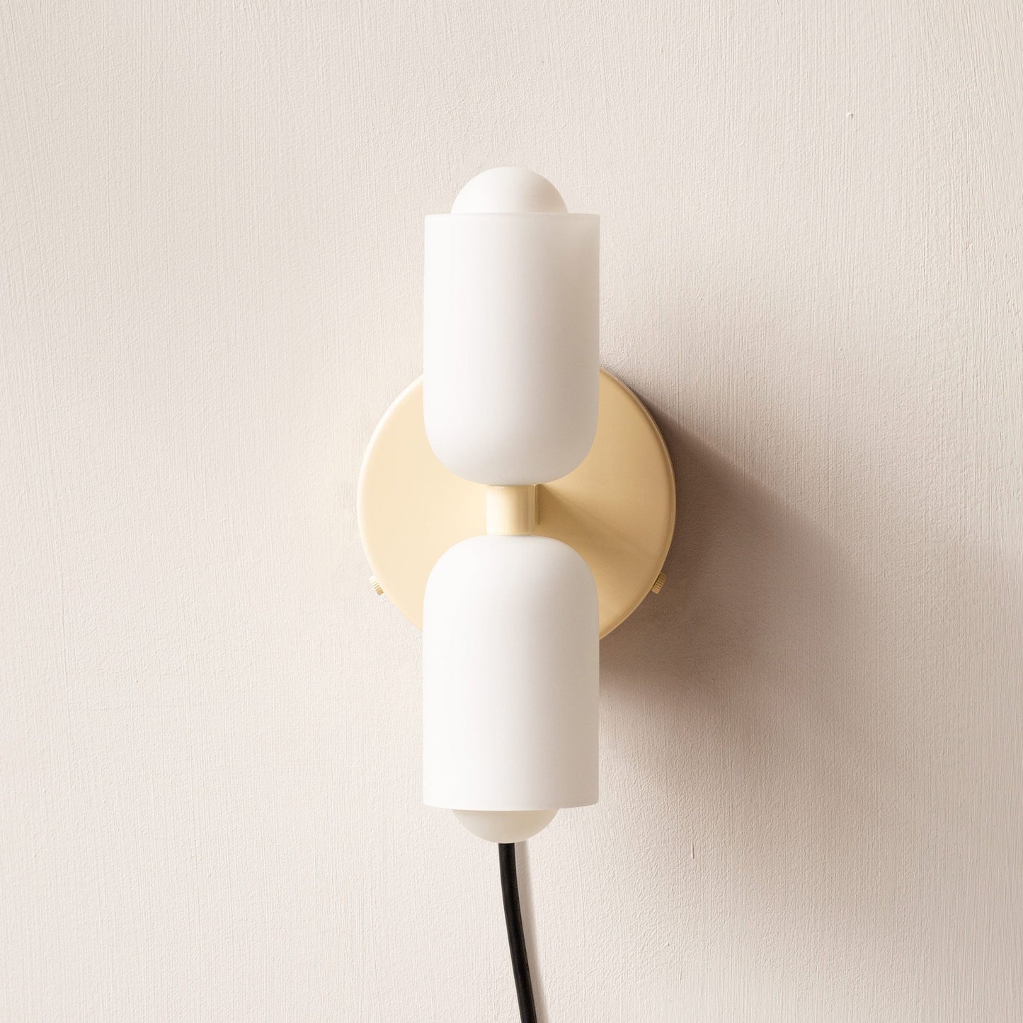 Applique Murale Élégante en Acrylique – Design Moderne et Lumineux