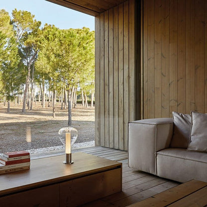 Lampe de table en lave apaisante – Éclairage décoratif et relaxant pour tous les styles de décoration maison